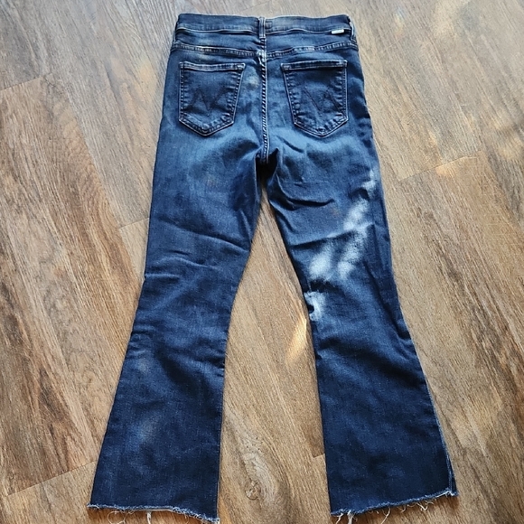 Mother Jeans The Weekender Fray Dark Wash Mint Condition Size 28 - Picture 9 of 9